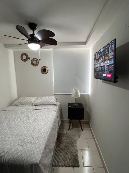 Modern Condo In Ecovivienda 테구시갈파 외부 사진